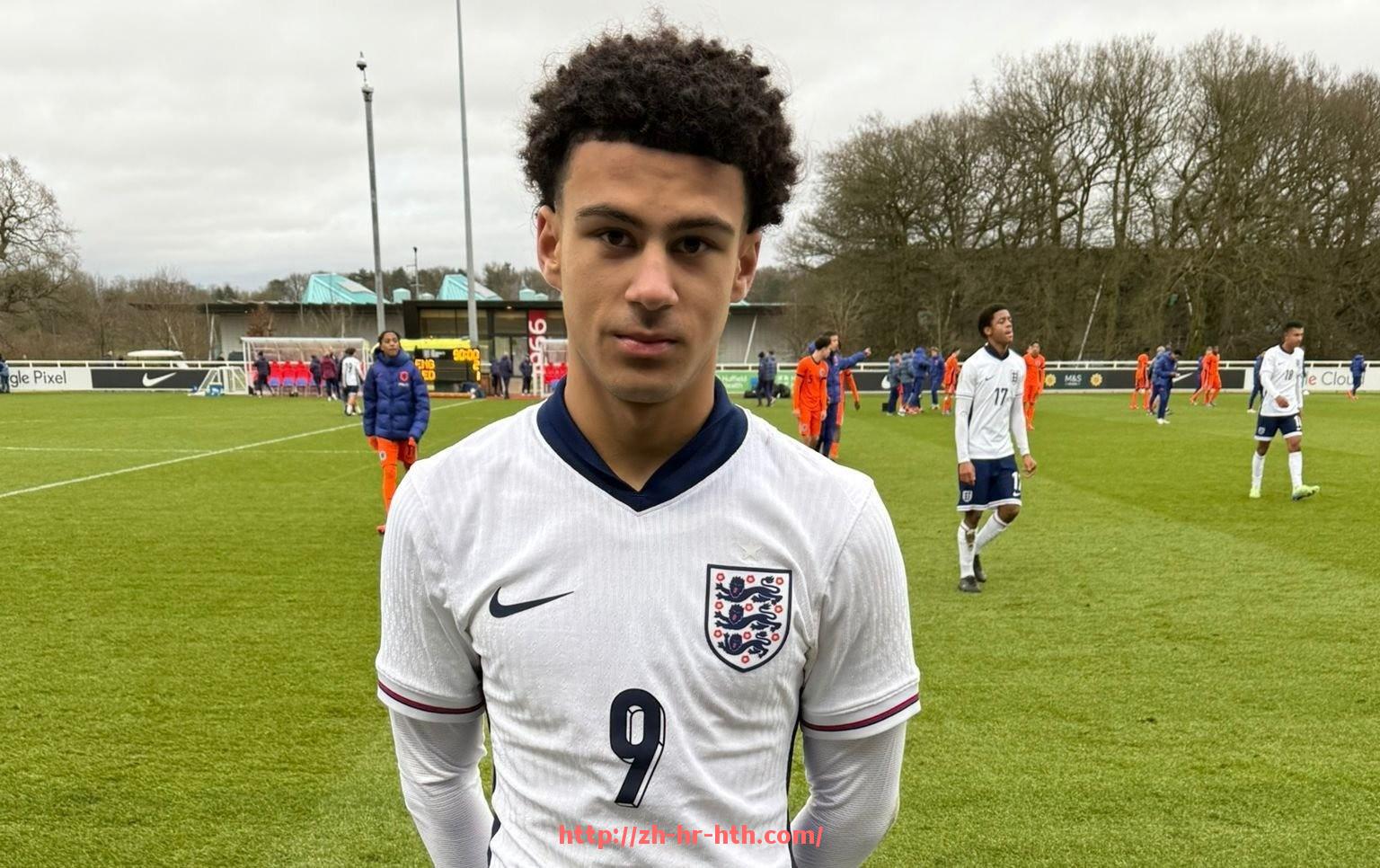 华体会hth登录入口-世俱杯反抢成功次数年度排行榜：谁是全场最具防守侵略性的球员？