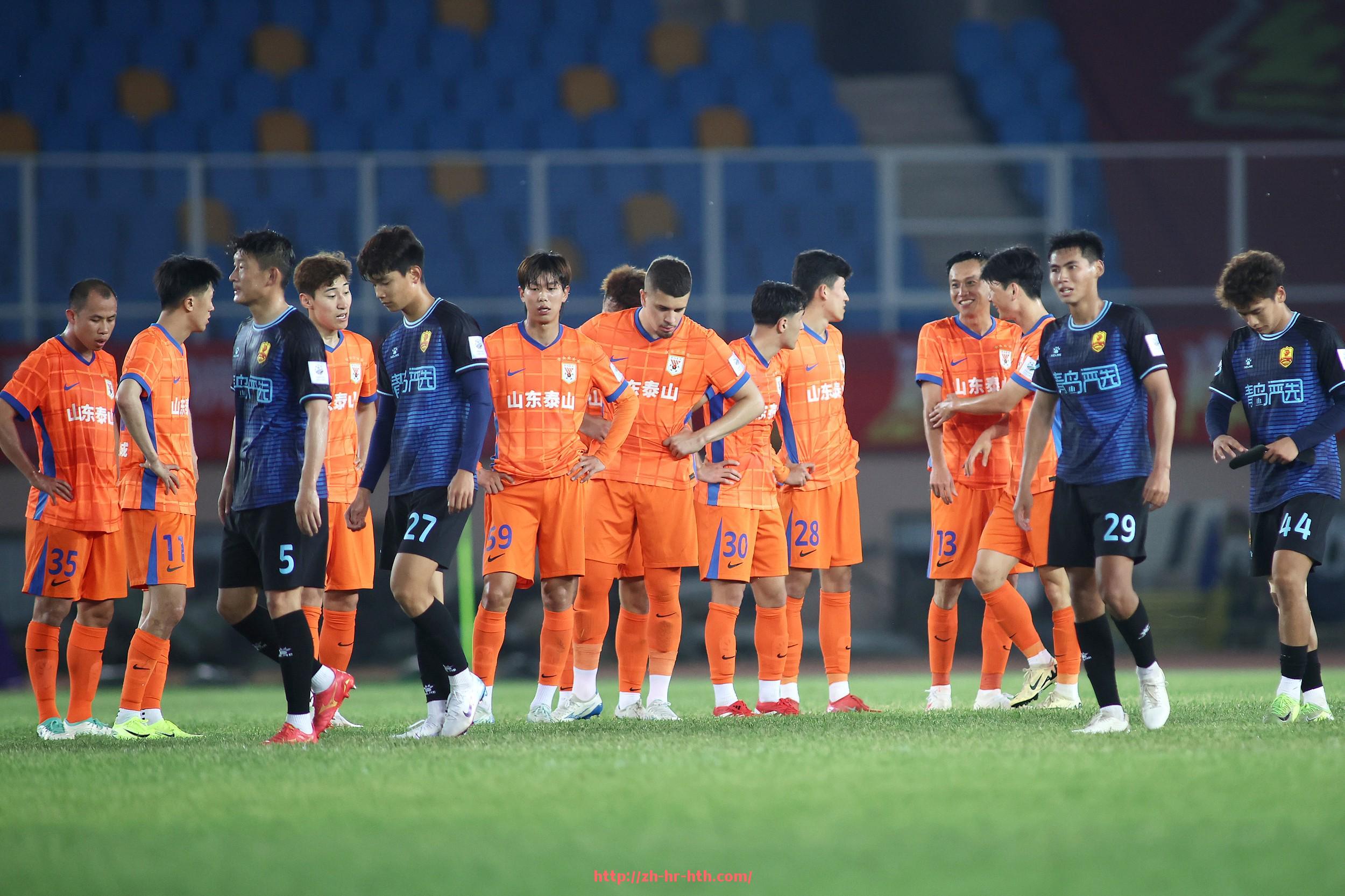 华体会hth登录入口-世俱杯带伤上阵球员实例分析：意志与竞技的双重较量